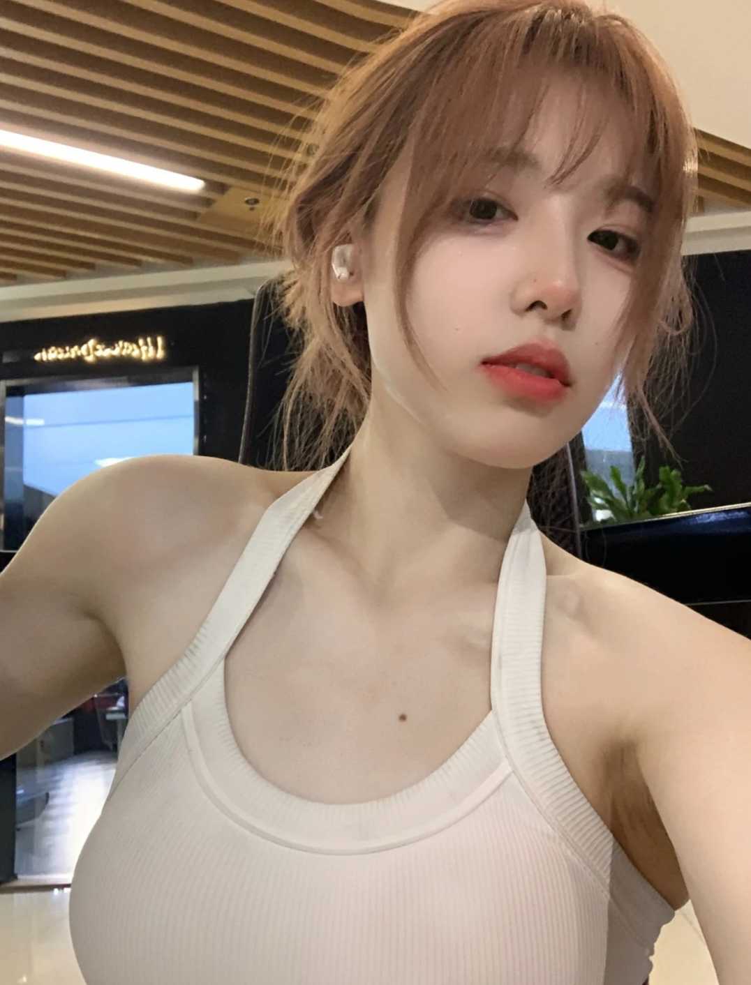 粉嫩学妹个人兼职